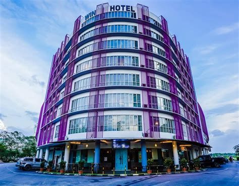 WIN HOTEL .